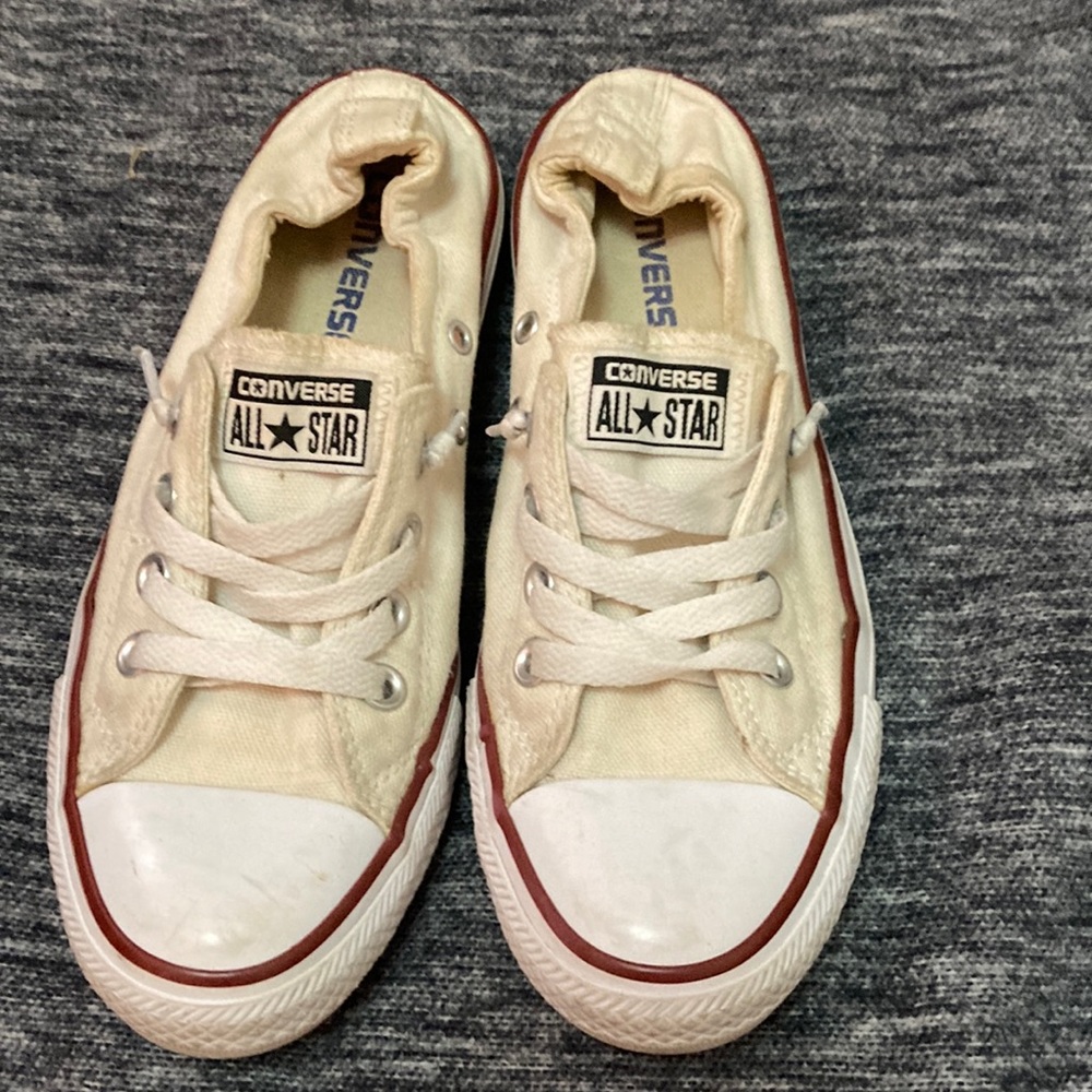 Converse low rise shoes